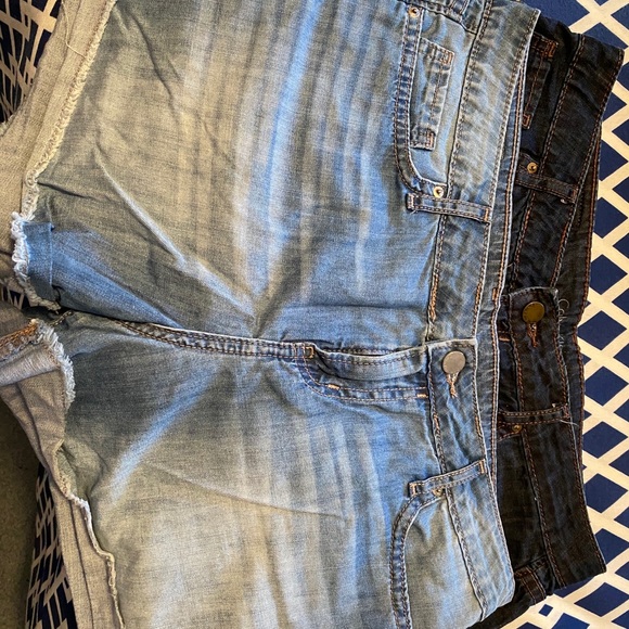 Jean Shorts - Picture 11 of 11